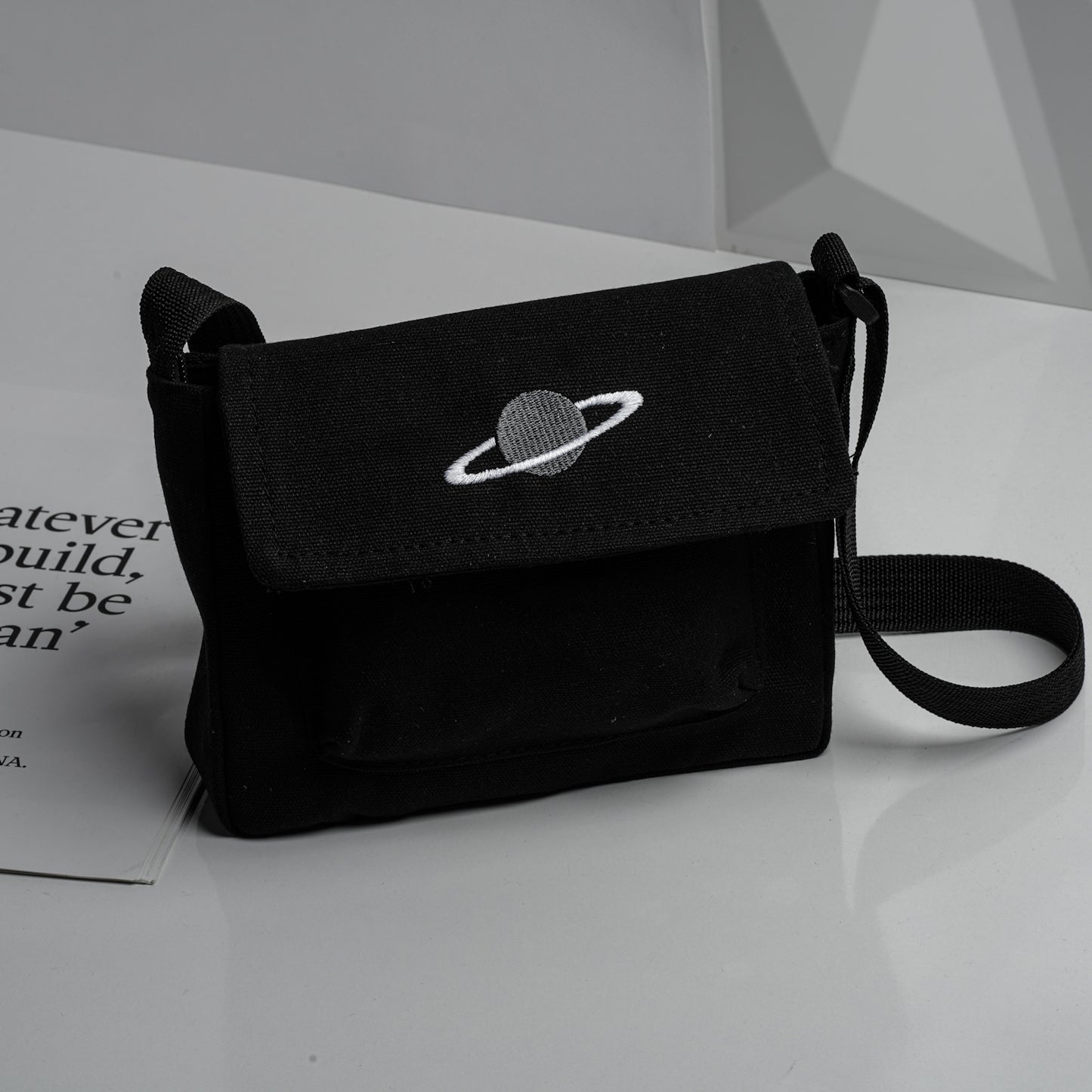 توت باك  الكواكب