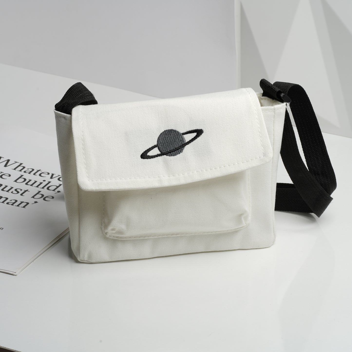 توت باك  الكواكب