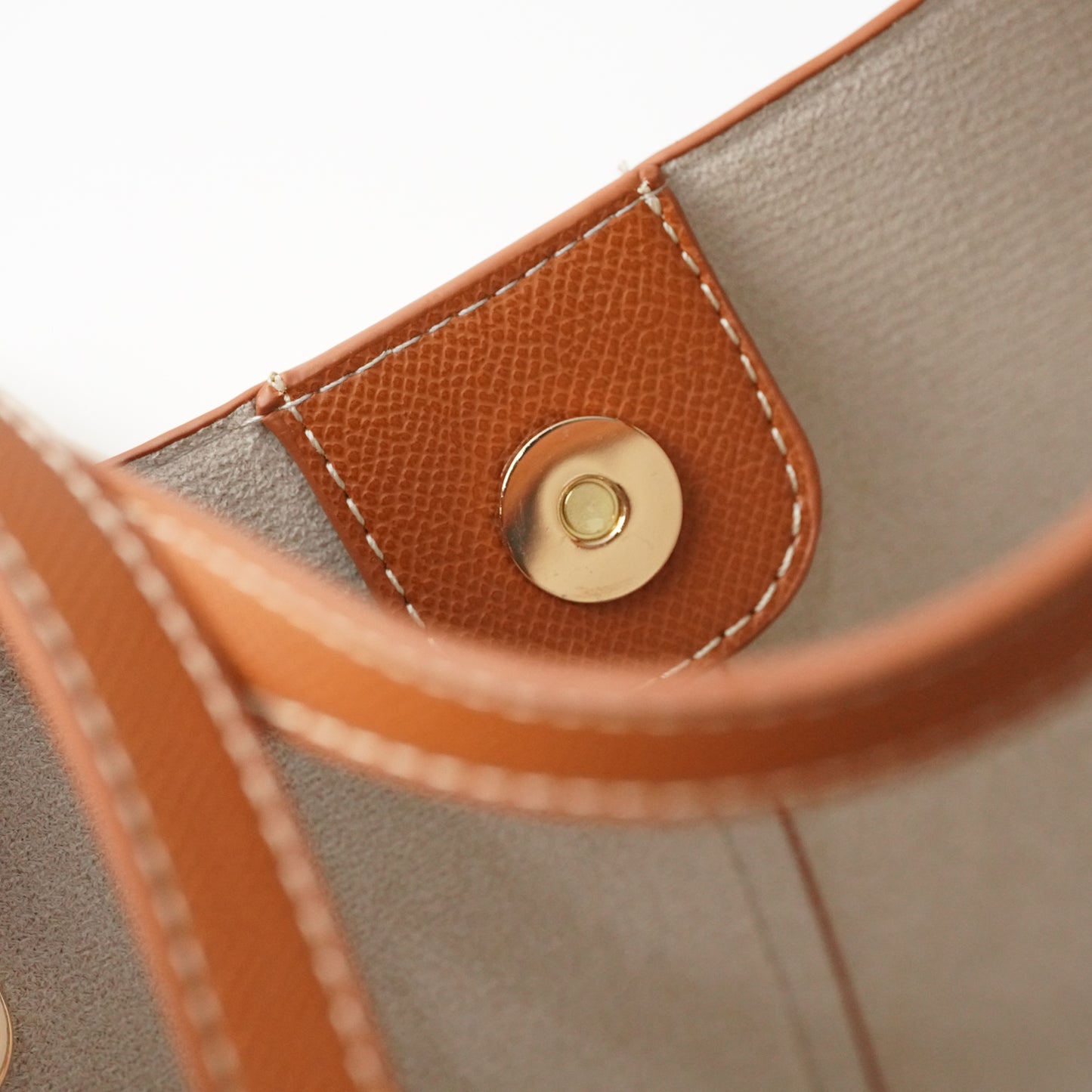 POL جلد مختومة جوزي كبير